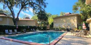 FOR RENT 1 bedroom, 1 bathroom, upper floor condo. Gallery 15