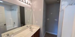 Room in 3 Bedroom Townhome at Dove Cottage Ln Gallery 26