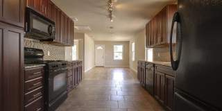 UT PRE LEASE: 2009 Remodeled 6 Bed / 3 Bath, Wood & Stained Concrete Floors, Custom High End Kitchen and Bathrooms, Just North of UT Gallery 8