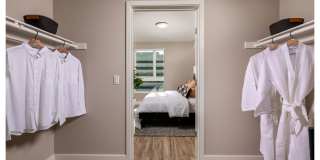 The DeMilo Gallery 11