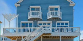 LEASING INCENTIVES AVAILABLE. Waterfront Home at Salt Ponds – Stunning Chesapeake Bay Views $4,275/month – 3,074 Sq. Ft. | 4 Beds | 3.5 Baths LEASING INCENTIVES AVAILABLE. Waterfront Home at Salt Ponds – Stunning Chesapeake Bay Views $4,275/month – 3,074 Sq. Ft. | 4 Beds | 3.5 Baths Gallery 1