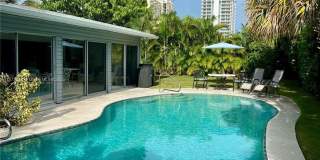1241 Manor Dr Gallery 2