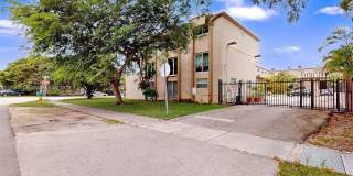 1201 SW 42nd Ave Gallery 1