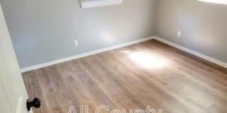 3319 Hunt St Gallery 15