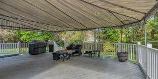 22 Meadow Lane Gallery 32