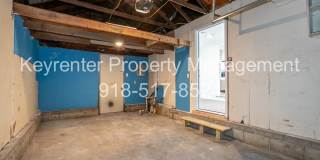 Beautiful 2 Bedroom Remodel! Available Today! Gallery 23