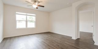 Kinsman Pointe Gallery 11