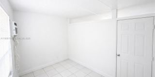 4080 North Dixie Highway Gallery 7