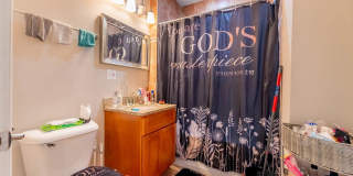 8010 S Michigan Avenue Gallery 13