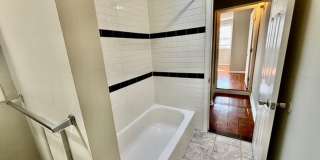 2445 East Huntingdon Street Gallery 16