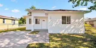 1839 NW 74th Ter Gallery 1