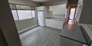 Painted First Floor 3 Bd 1 Bath Available For Rent Now! Gallery 13