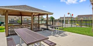 Seven Palms Apartments - Affordable Housing Gallery 7