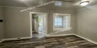3 Bedrooms • 1 Bathroom • Bonus Game & Office Space Gallery 9