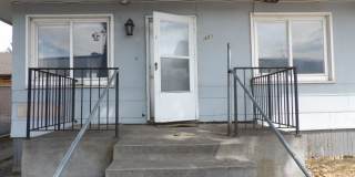 2 Bedroom 1 Bath Main Level Apartment- ALL utilities INCLUDED Gallery 1