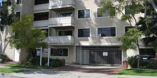 Large 2 Bedroom 2 Bath Condo with 1 Parking Space! Gallery 1