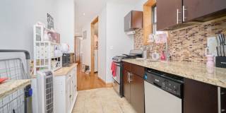 454 Ninth Avenue Gallery 1