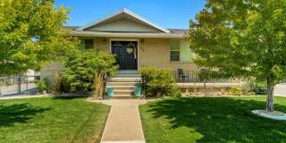 256 North 300 West - Down Gallery 1