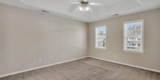 Spacious 4BR/2.5 Bath in the Jacksonville Commons Area Gallery 12