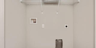 Spacious 3 Bedroom Townhouse with Community Pool! Gallery 28