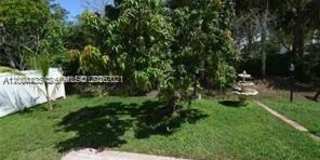 15590 NW 12th Ct Gallery 23