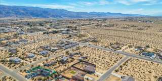 29 Palms home in great neighborhood! Gallery 49