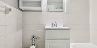 Hilltop House Gallery 23