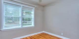 2067 Brockett Road Gallery 21