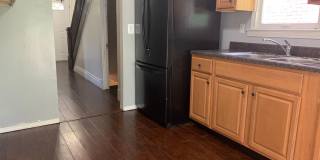 Charming 3 bedroom home in Carrick available September 1! Gallery 11