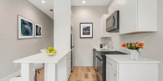 3326 Michigan Avenue Gallery 20