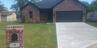 New construction mins from LRAFB Gallery 1