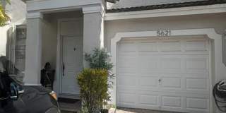 5621 Northwest 112th Court 5621 Northwest 112th Court Gallery 2