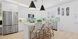373 E Cannery Row Circle Gallery 13
