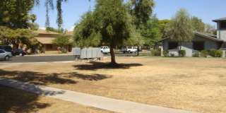 2 BEDROOM 1 BATH UPSTIARS UNIT WITH BALCONY FRONT AND BACK Gallery 13