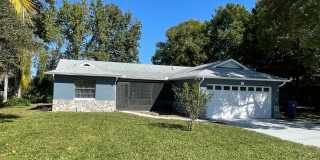 READY TO MOVE INTO 3/2/2 WITH IDEAL LOCATION!!!! Gallery 1