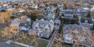 205 Morris Avenue Gallery 77