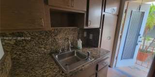 1050 Pennsylvania Ave Gallery 21