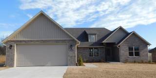 Executive Home for Lease Near Arkansas College of Osteopathic Medicine Gallery 1