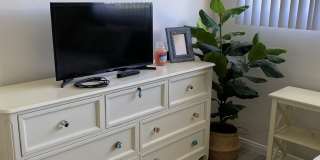 928 Chalcedony Street Gallery 13