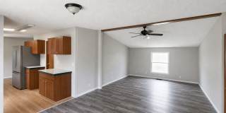 Huge 4 bedroom 2 bath home in a great family neighborhood. Gallery 1