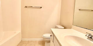 2 Bed, 2 Bath - BRAND NEW CARPET!!! READY FOR MOVE IN TODAY! Gallery 26