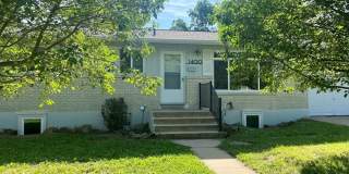 Home with Tons of Space!! Gallery 1