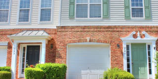 Great 2 Bedroom, 3 Floor Town Home with 1st Floor Bonus Room- Morrisville - Available July 15th! Gallery 1