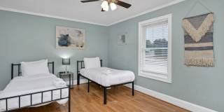 Walkable State Street Gem in the Heart of West Columbia Gallery 32