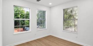 Room in 4 Bedroom Home at Fair St SW Gallery 11