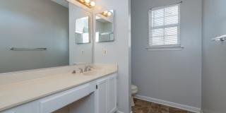 1st Floor Primary Bedroom - Kiln Creek Gallery 16