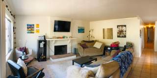 6 Bedroom 3 Bath- Large rooms, AC Gallery 3