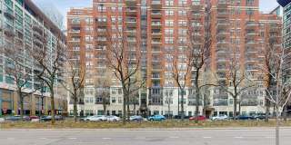 1250 S Indiana Avenue Gallery 1