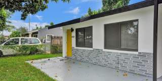 6420 SW 22nd Ct Gallery 1