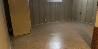 Cute & Retro 3 Bedroom Home in Midtown w/ Garage! Gallery 15